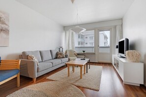 TV - Arctic River Haven, Free Parking By Lapland Host (Rovaniemi)