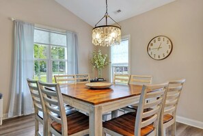 Dining - Shaker Beach Bungalow! Mins to Beach w/ Fire Pit + Fenced Yard + Trailer Parking (Wilmington)