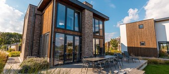 Aan de Maas - Maas Villa Waterzicht Sauna | 10p