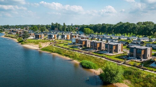 Aan de Maas - Gelderse Lande Waterzicht | 6p