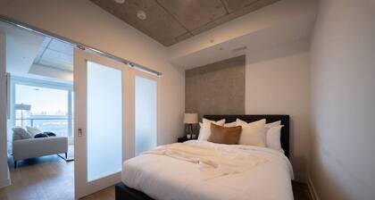 Carlton West Modern Living | Comfort Stay 1BR
