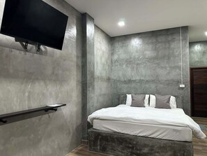 Room | Desk, free WiFi - Baan Puen Kin Kanchanaburi (Thamung)