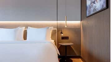Room (Urban)