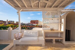 Property grounds - Casa Luna 6BR + 2 Jacuzzis inside Walled City (Cartagena de Indias)