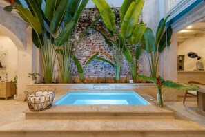 Pool - Casa Luna 6BR + 2 Jacuzzis inside Walled City (Cartagena de Indias)
