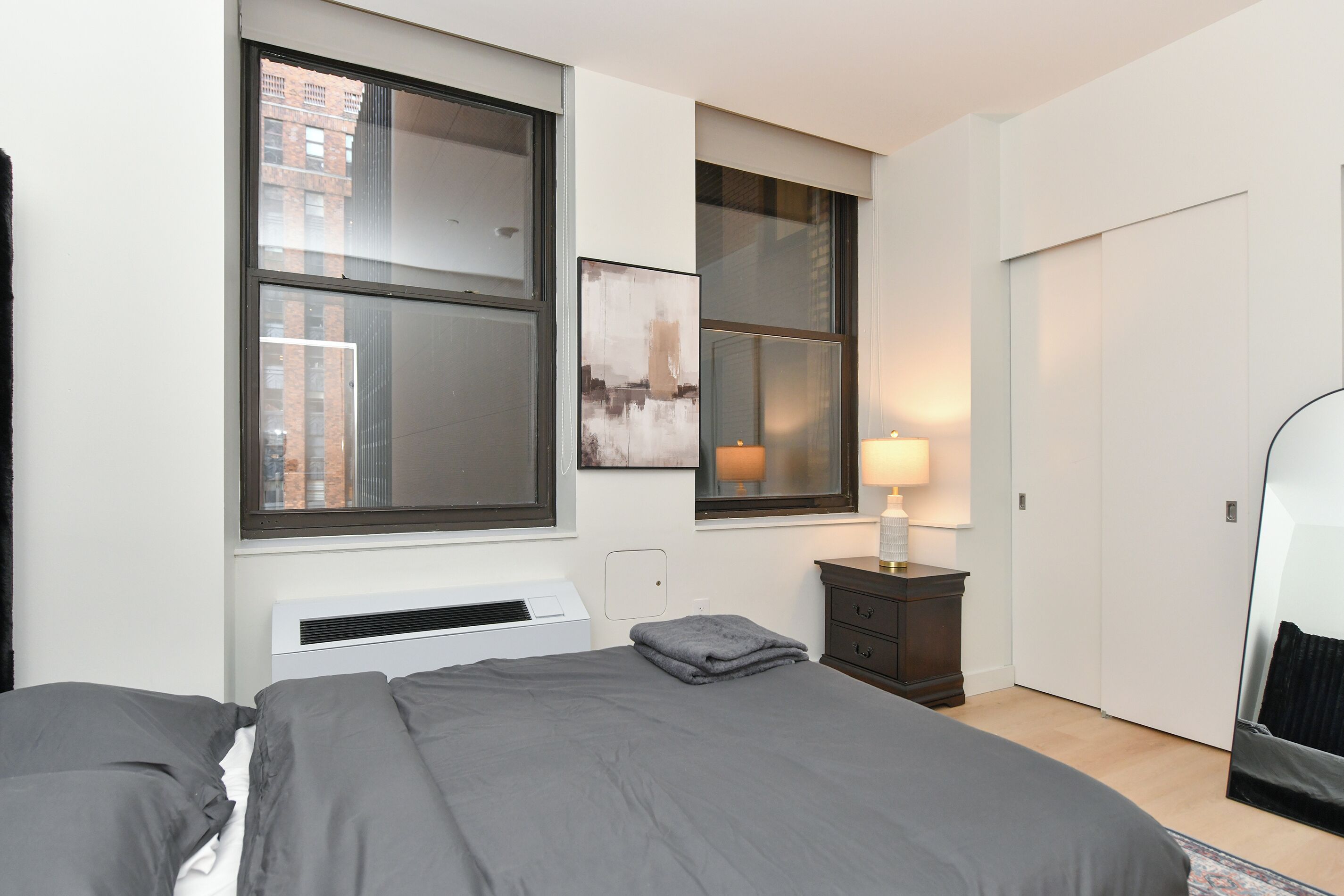 Iron/ironing board, free WiFi, bed sheets