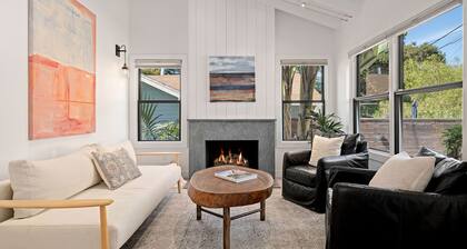 Humphrey House | Walk to Beach, Coast Village Rd, 3 En Suite Bedrooms
