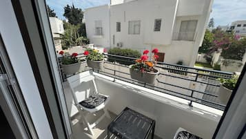 Classic Apartment, 1 Bedroom, Kitchen | Interior
