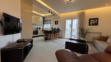 Classic Apartment, 1 Bedroom, Kitchen | Living area