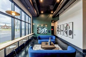 Lobby - Muse - Stylish & contemporary 5th floor condo in downtown w/WiFi, balcony (Nashville)