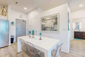 Dining - Ultramodern Condo in Luxury Complex with WiFi, Patio, Seasonal Pool, & W/D (Nashville)