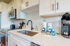 Fridge, microwave, oven, stovetop - Modern-Rustic Suite w/ Pool & Outdoor Lounge | Near Downtown | Dog-Friendly (Nashville)