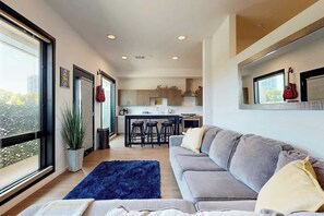 TV - Skyline-View Condo with WiFi, Central AC, W/D, Balcony, Seasonal Pool, & Gym (Nashville)