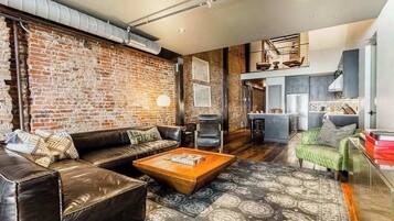 Smart TV, offices