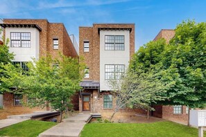 Exterior - Stylish New-Build | Rooftop with Skyline Views | Near The Gulch & Music Row (Nashville)