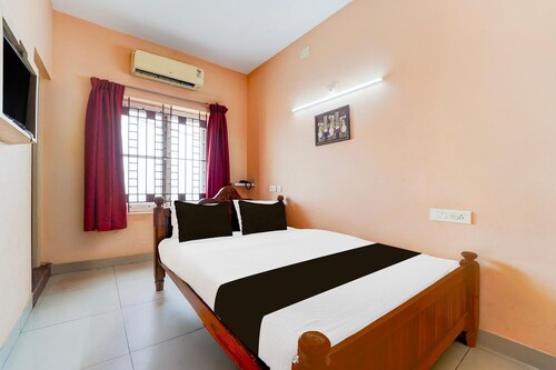 Deluxe Viswa Towers