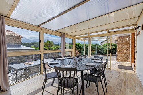 Le Clos des Prés with Pool, Spa and Table Football