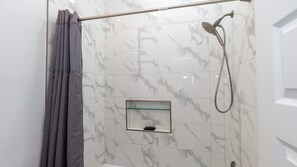 Shower, hair dryer, towels - NEW! New 2BR - Pool Patio - Bunk Beds - 1st Floor (South Padre Island)
