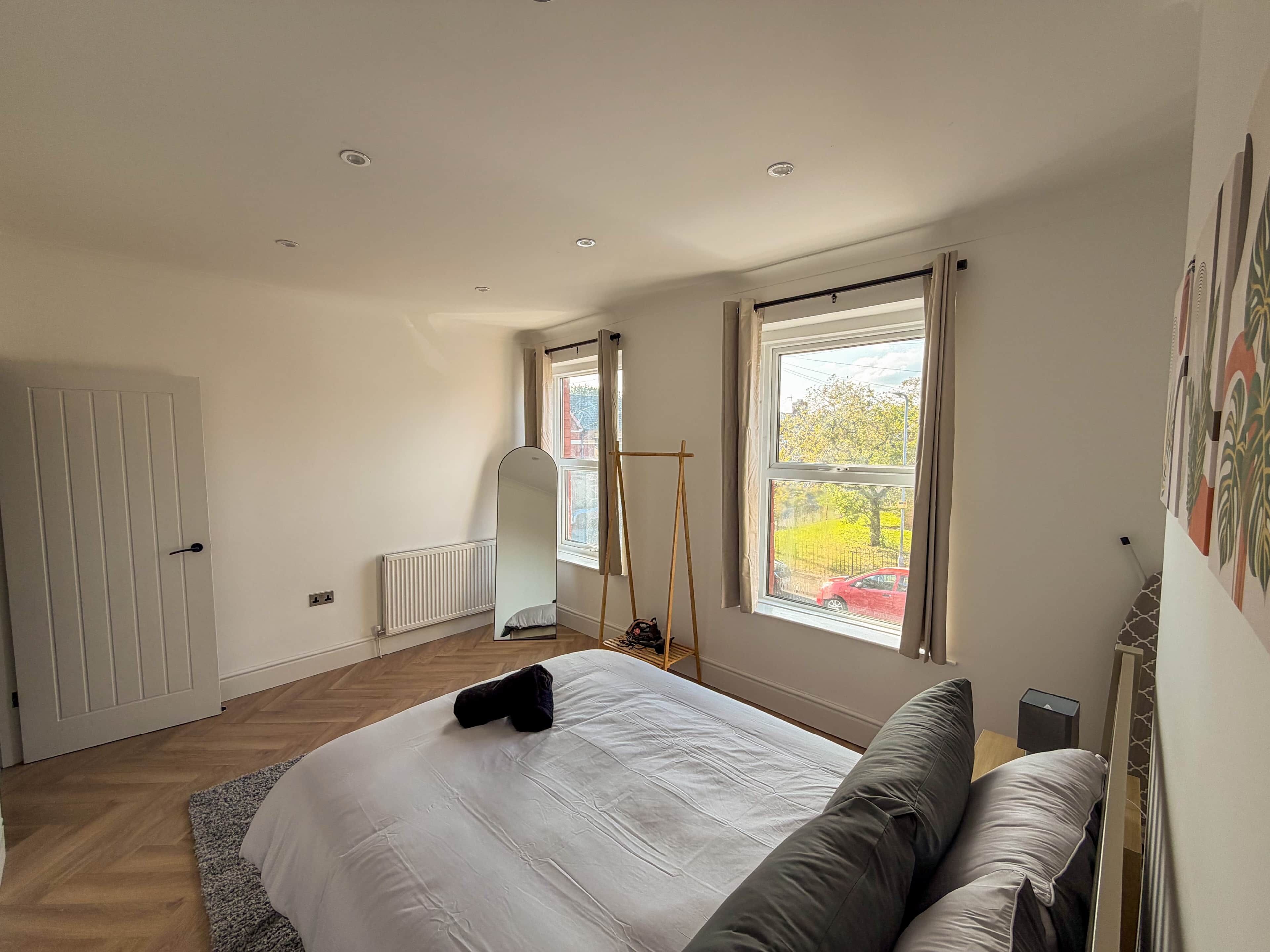 3 chambres, fer et planche à repasser, Wi-Fi, literie fournie