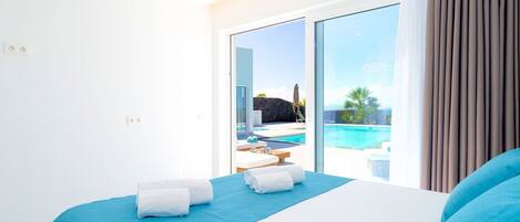 In-room safe, travel crib, WiFi (free)