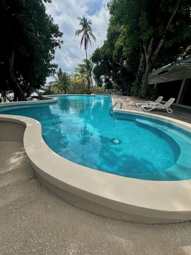 Coronado Luxury Club & Suites - 1 bedroom- Green fees for 2 & resort access