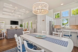 Dining - After Dune Delight: Quiet Location Near Scenic Beach Walkover (Oak Island)