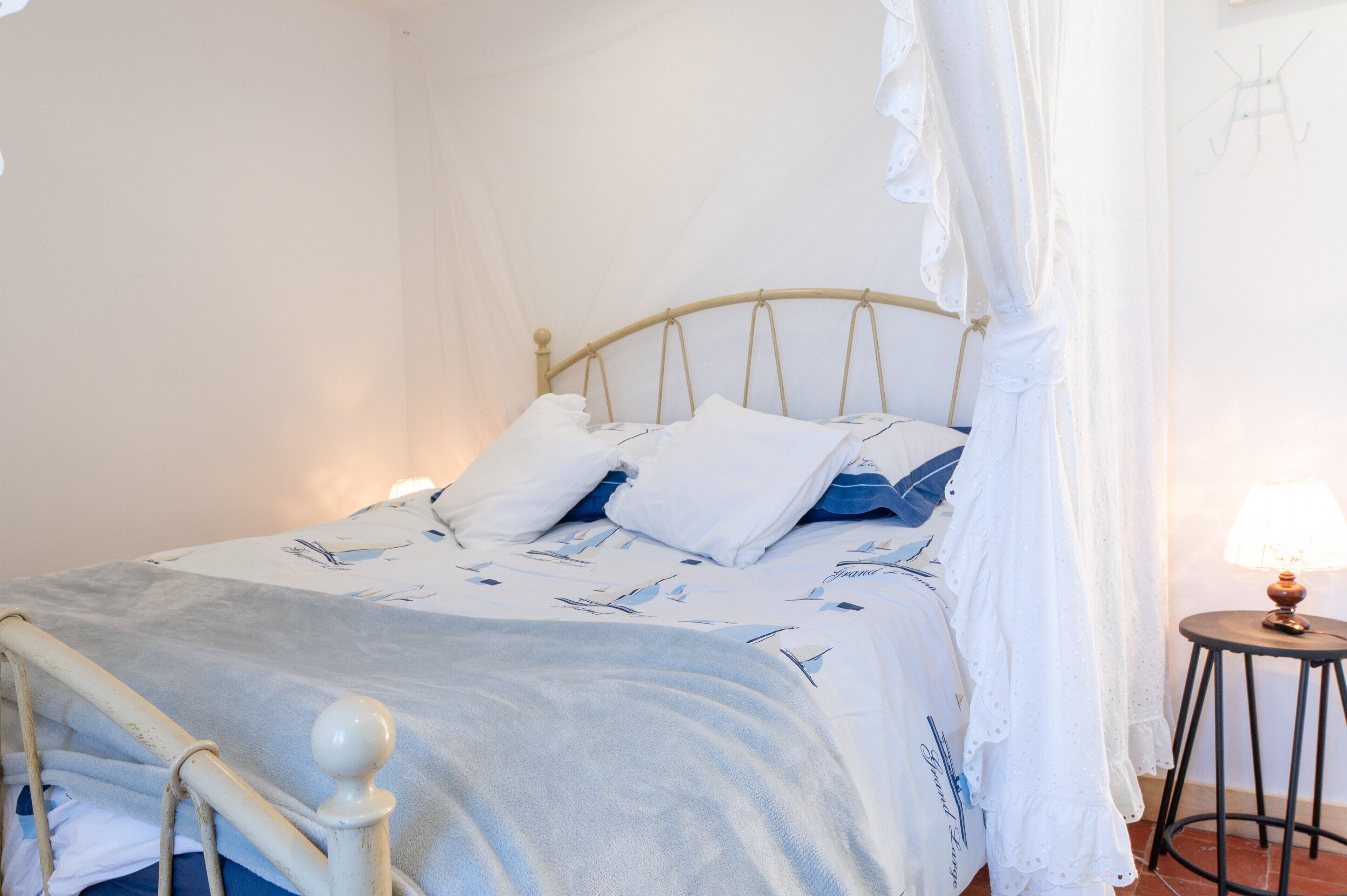 Wifi y ropa de cama 