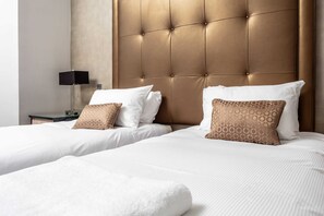Room - The Kylestrome Deluxe - King or Twin (Ayr)