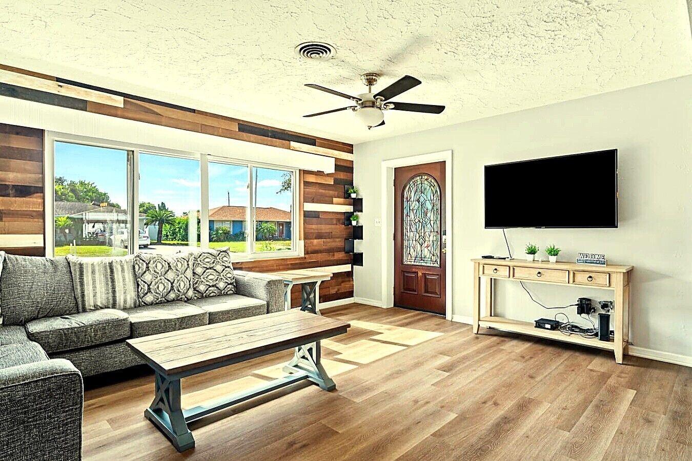 TV