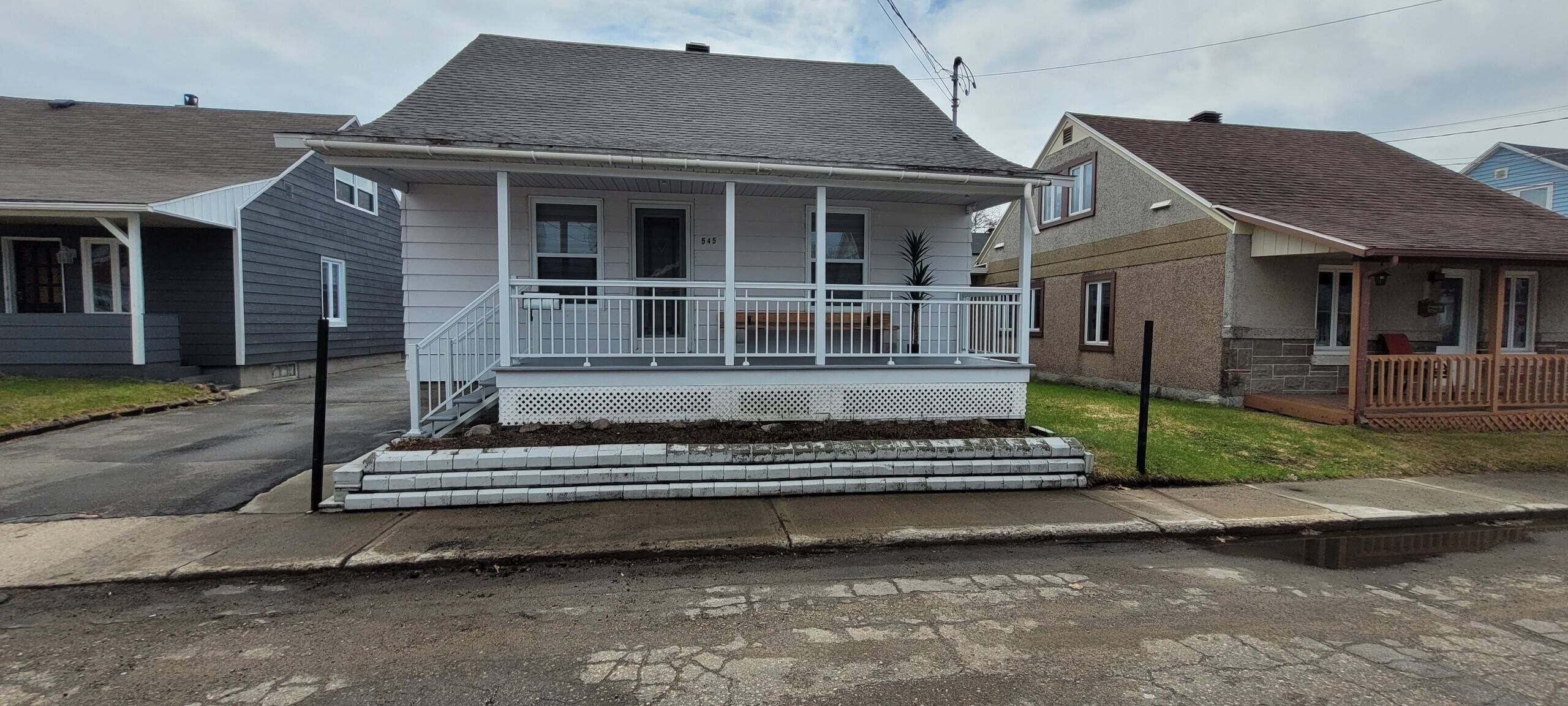 House, 1 Bedroom | Exterior