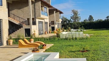 Deluxe Suite, Mountain View | Pool | 4 outdoor pools