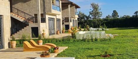 Suíte luxo, vista para a montanha | Piscina | 4 piscinas externas