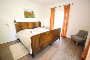WiFi - FeWo Landhaus im Ferienidyll am Großen Wentowsee (Gransee)