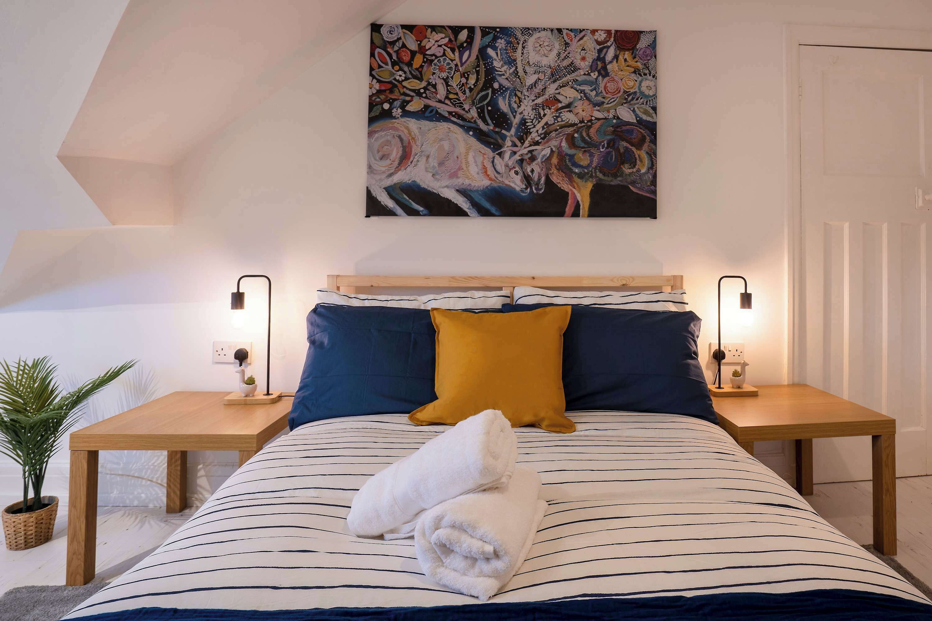 4 bedrooms, WiFi, bed sheets