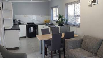 House, 3 Bedrooms, Accessible | Interior