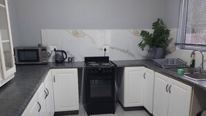 Ảnh chưa phân loại, 4 trong số 18 ảnh, nút