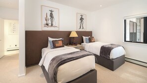 3 chambres, fer et planche à repasser, Wi-Fi gratuit, draps fournis