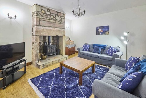 Host & Stay | Puffin Cottage