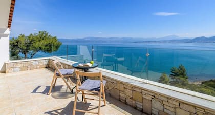 Crystal Beach Villa, Crystal Beach Villa