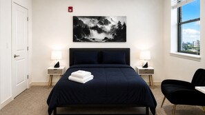 Desk, WiFi, bed sheets - Iron City Retreat | Modern 2BR Stay (Birmingham)