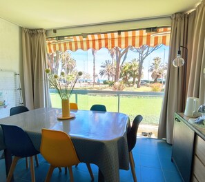 Dining - REF DOLOS BY PALMES D OR PROPERTIES (Cannes)