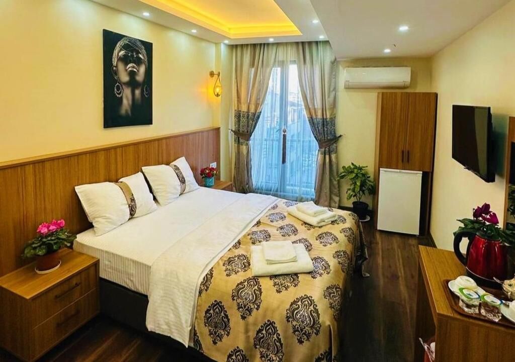 Ropa de cama de alta calidad y minibar 