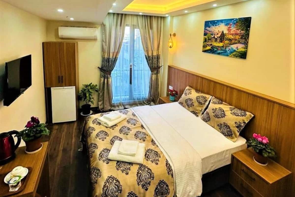 Standard Double Room, City View | Free WiFi