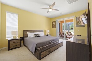 6 bedrooms, iron/ironing board, WiFi, bed sheets - New! Epic Emerald Oasis Retreat (Kissimmee)