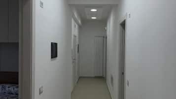 Camera doppia, balcone (Palmarola) | Interni