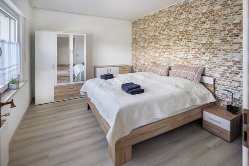 Apartment 'Fewo Zum Eisenstollen' mit gemeinsamer Terrasse und WLAN
