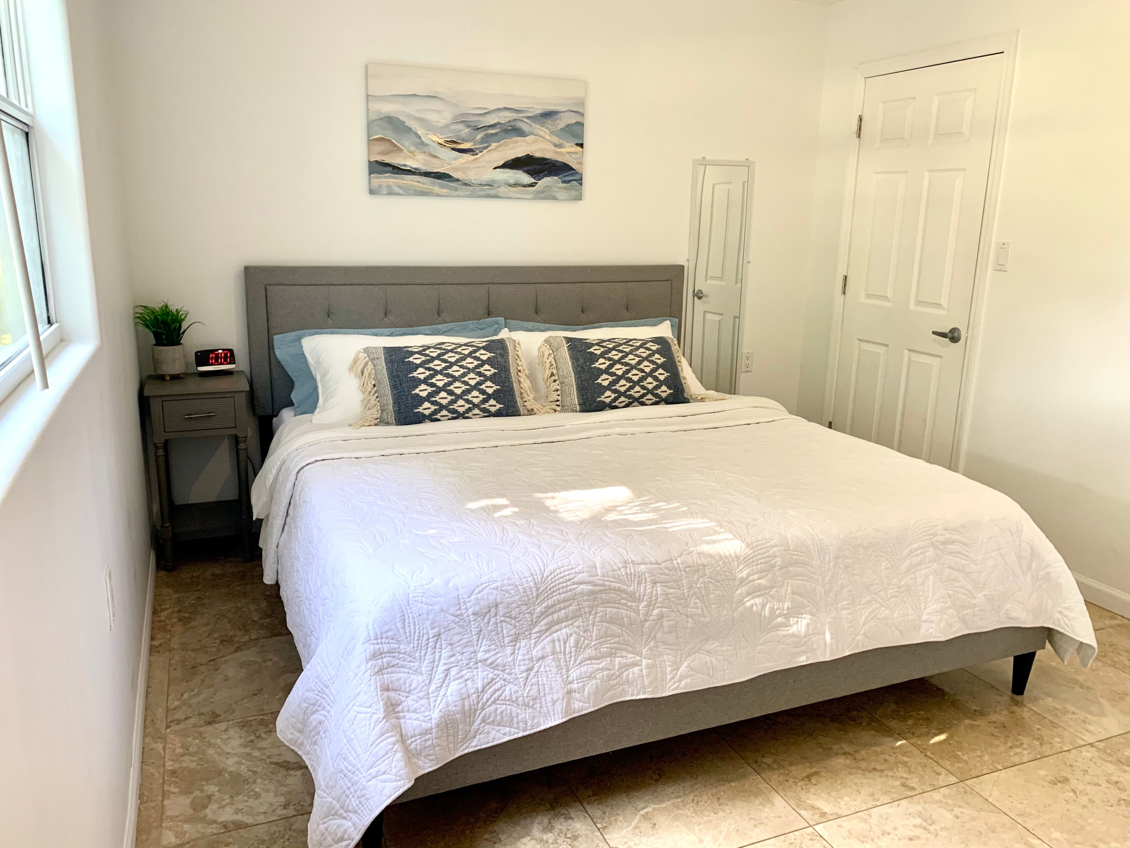 3 bedrooms, iron/ironing board, WiFi