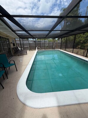 A heated pool - Sarasota House With Pool (Southgate)