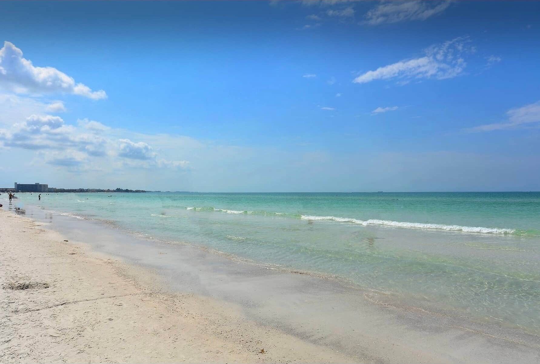 Liegestühle, Strandtücher