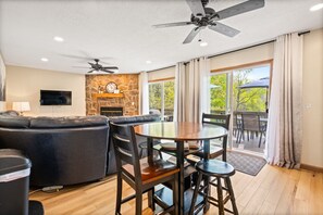 TV - Old Smokey: 818 Deerfield Way (LaFollette)